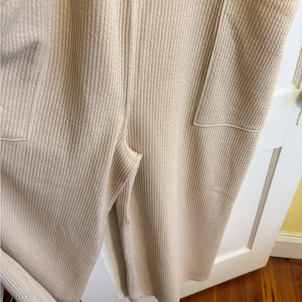 Simply Southern Cream Ribbed Top - Picture 4 of 4